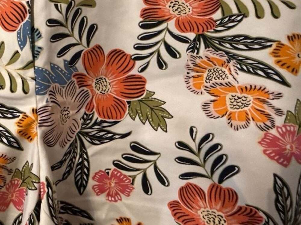 LOFT Riviera Floral Print Mid Rise Shorts Sz 10 4” Inseam Cotton Blend Chino NWT - Picture 6 of 15